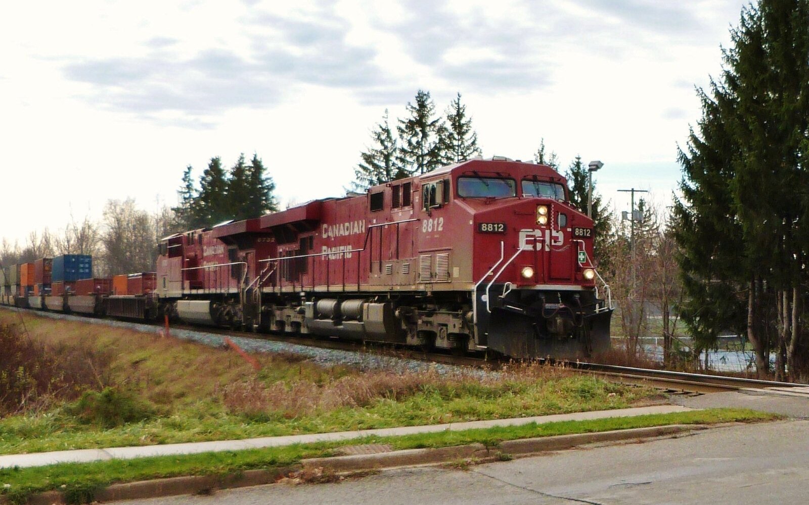 Canadian Pacific locomotive 8812 leading a double-stack container train in Ontario